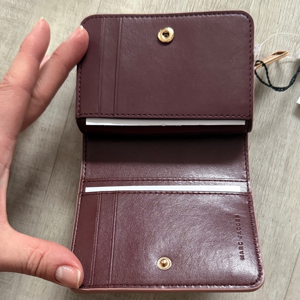 Marc Jacobs bifold Leather Wallet - Picture 3 of 6